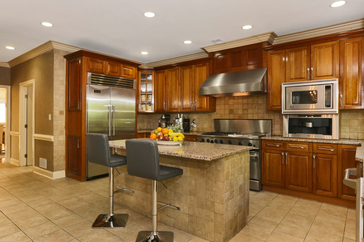 Staging A Kitchen For Sale  Realty World Harbert Company